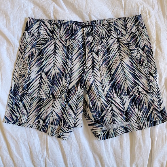 Banana Republic Pants - Banana Republic Print Shorts